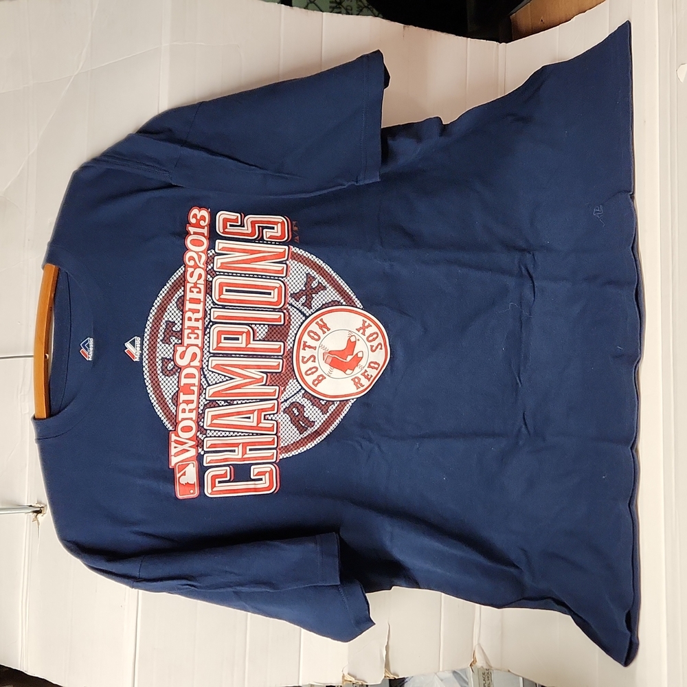 EUC Majestic 2013 Boston Redsox World Series Champions Men's sz 2XL tshirt